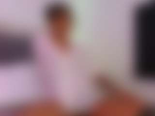 Live cam show with Lauren Saenz - Shaved on Camsoda