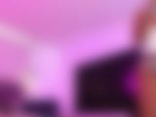 Live cam show with Lauren Saenz - Big Tits on AdultVida.com