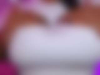 Lauren Saenz's Live Sex Cam Show