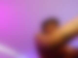 Lauren Saenz's Live Sex Cam Show