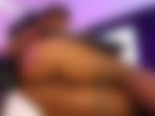 Lauren Saenz's Live Sex Cam Show