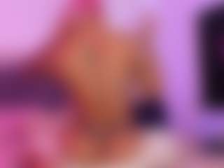 Lauren Saenz's Live Sex Cam Show