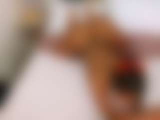 Live cam show with Lauren Saenz - Tease Big Tits on Camsoda
