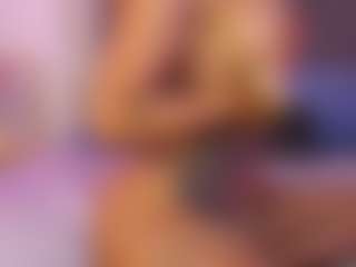 Lauren Saenz's Live Sex Cam Show