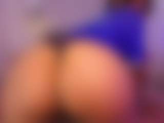 Lauren Saenz's Live Sex Cam Show