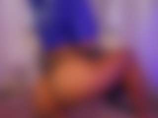 Lauren Saenz's Live Sex Cam Show