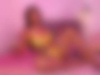 Lauren Saenz's Live Sex Cam Show