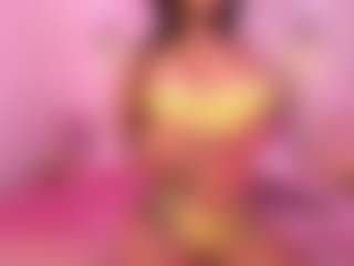 Lauren Saenz's Live Sex Cam Show