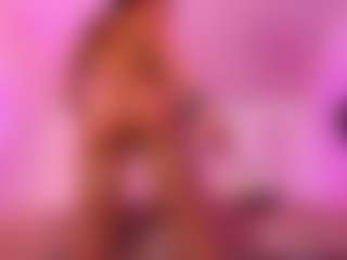 Lauren Saenz's Live Sex Cam Show