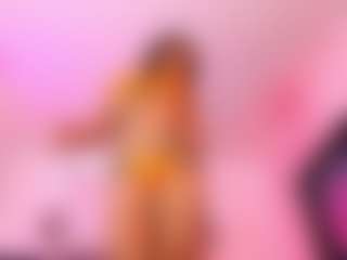 Lauren Saenz's Live Sex Cam Show