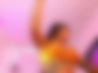 Lauren Saenz's Live Sex Cam Show