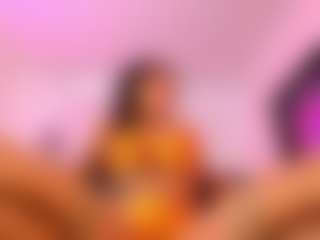 Lauren Saenz's Live Sex Cam Show