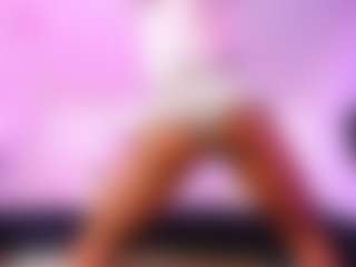 Lauren Saenz's Live Sex Cam Show