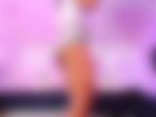 Lauren Saenz's Live Sex Cam Show