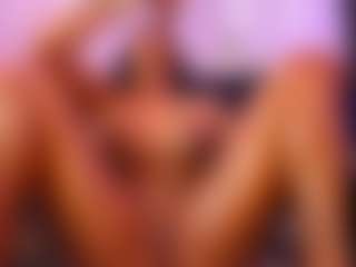 Lauren Saenz's Live Sex Cam Show