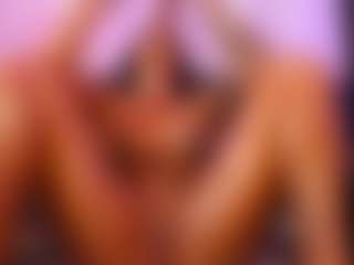 Lauren Saenz's Live Sex Cam Show