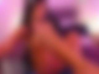 Lauren Saenz's Live Sex Cam Show