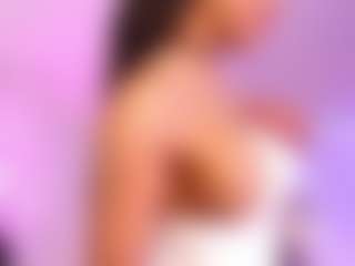 Lauren Saenz's Live Sex Cam Show