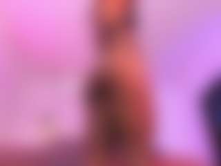 Lauren Saenz's Live Sex Cam Show