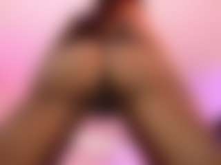 Live cam show with Lauren Saenz - Latina MILF on crypto-cams | colombia