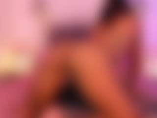 Live cam show with Lauren Saenz - Tease Black on madthumbs