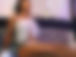 Live cam show with Lauren Saenz - Pov on Camsoda