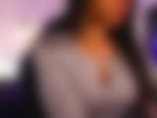 Live cam show with Lauren Saenz - Shaved on PervPlay.com
