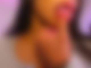 Lauren Saenz's Live Sex Cam Show