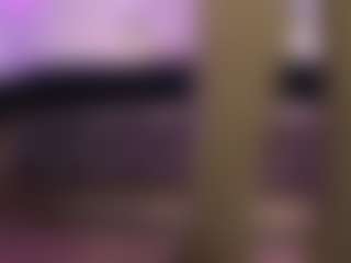 Lauren Saenz's Live Sex Cam Show