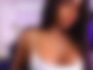 Lauren Saenz's Live Sex Cam Show