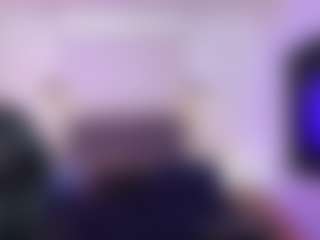 Lauren Saenz's Live Sex Cam Show