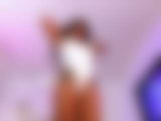 Show de cam en vivo con Lauren Saenz - Asshole Ebony en Camsoda