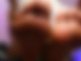 Lauren Saenz's Live Sex Cam Show