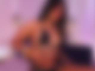 Lauren Saenz's Live Sex Cam Show