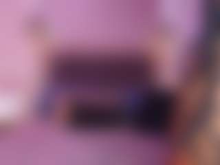 Lauren Saenz's Live Sex Cam Show