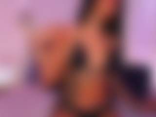 Lauren Saenz's Live Sex Cam Show