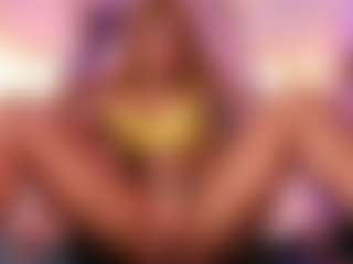 Lauren Saenz's Live Sex Cam Show
