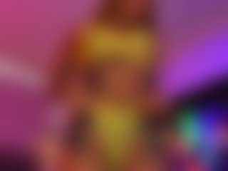 Lauren Saenz's Live Sex Cam Show