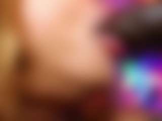 Lauren Saenz's Live Sex Cam Show