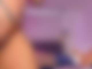 Lauren Saenz's Live Sex Cam Show