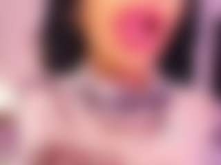 Live cam show with Lauren Saenz - Shaved on Camsoda