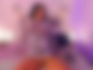 Lauren Saenz's Live Sex Cam Show