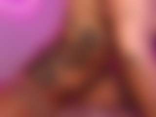 Lauren Saenz's Live Sex Cam Show