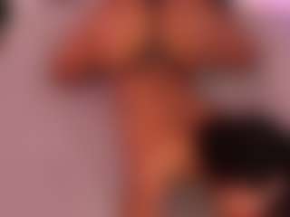 Lauren Saenz's Live Sex Cam Show