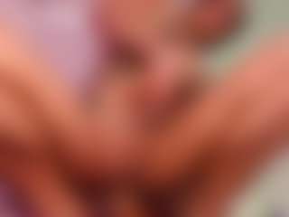 Lauren Saenz's Live Sex Cam Show