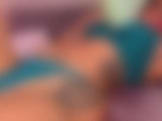 Live cam show with Lauren Saenz - Smoking on CamwithHer