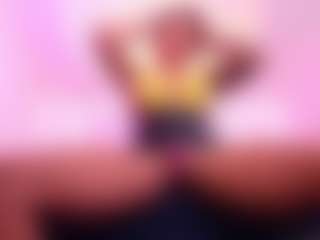 Lauren Saenz's Live Sex Cam Show