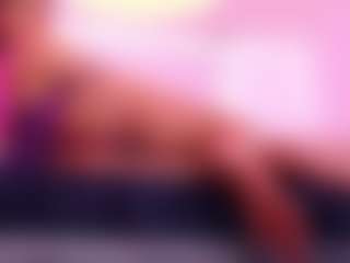 Lauren Saenz's Live Sex Cam Show