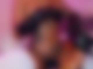 Lauren Saenz's Live Sex Cam Show