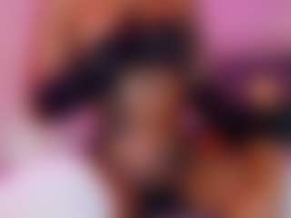 Lauren Saenz's Live Sex Cam Show